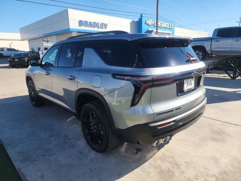 New 2026 Chevrolet Traverse LT w/ Midnight/Sport Edition image 6