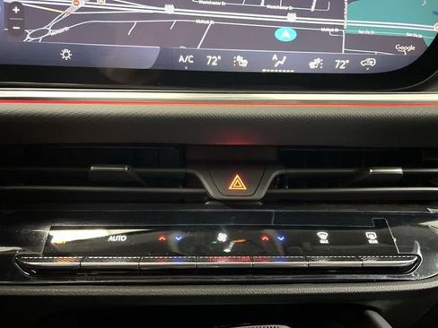 New 2026 Buick Envision Preferred image 18