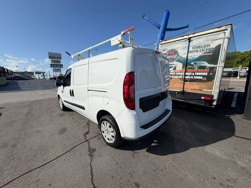 Used 2021 RAM ProMaster City Tradesman SLT FWD image 10