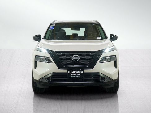 Used 2023 Nissan Rogue SV w/ SV Premium B Package AWD/4WD image 8