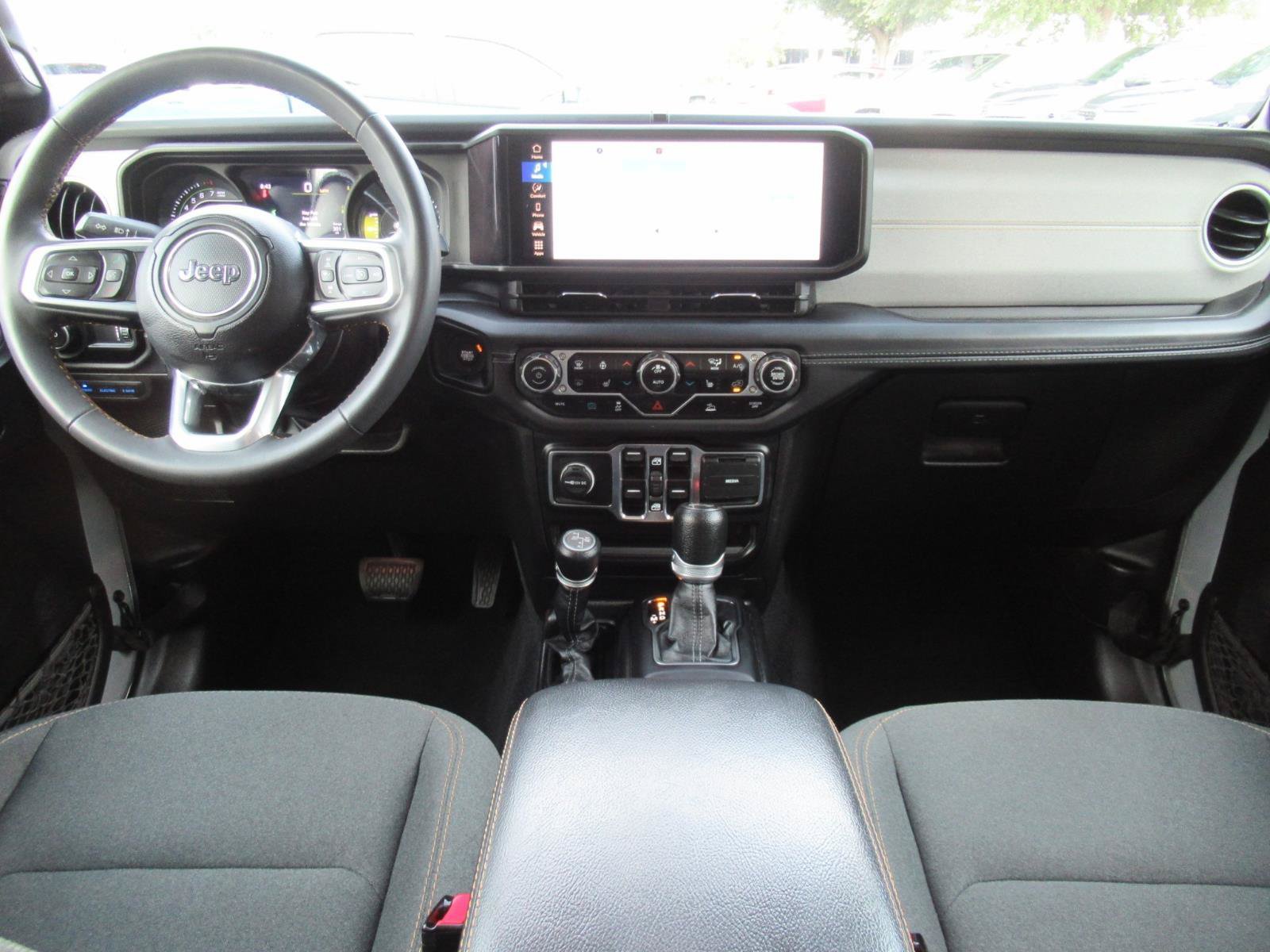 Certified 2024 Jeep Wrangler Unlimited Sahara AWD/4WD image 13