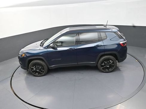 New 2026 Jeep Compass Latitude AWD/4WD image 14