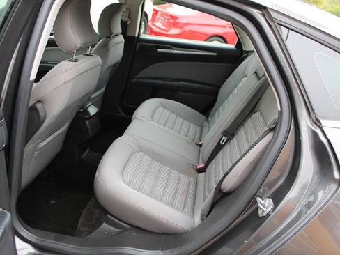 Used 2016 Ford Fusion S FWD image 28