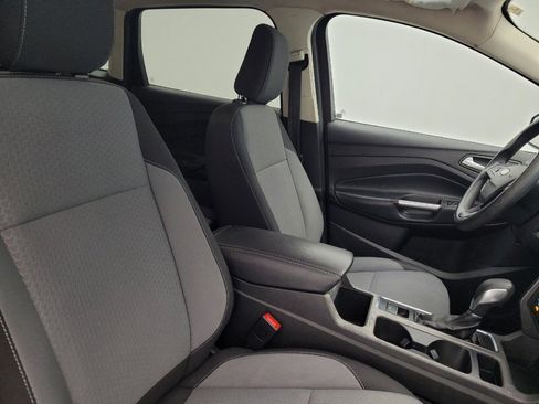 Used 2019 Ford Escape SE image 21