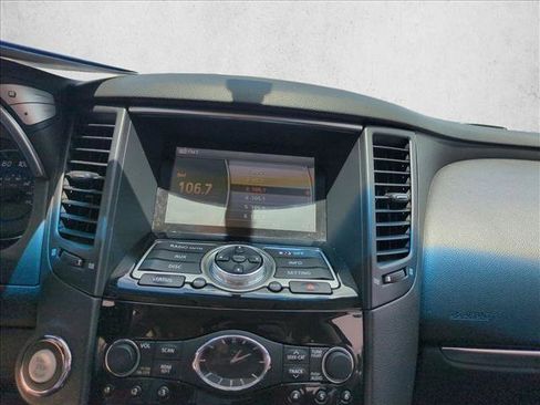 Used 2017 INFINITI QX70 2WD image 14