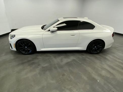 Used 2022 BMW 230i Coupe w/ Premium Package 2 RWD image 2