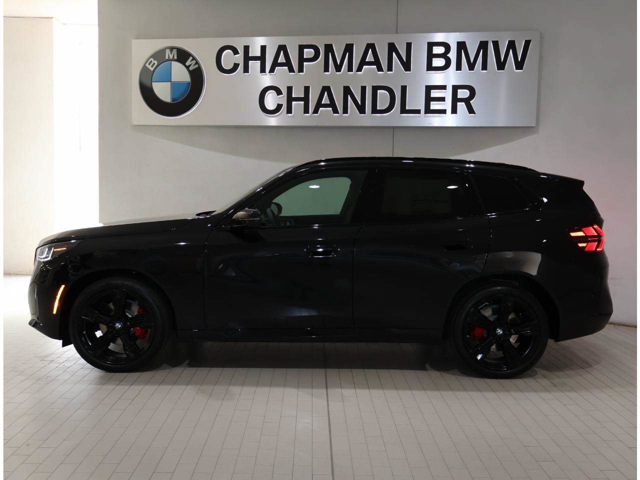 Used 2026 BMW X3 xDrive30i w/ Premium Package AWD/4WD image 3
