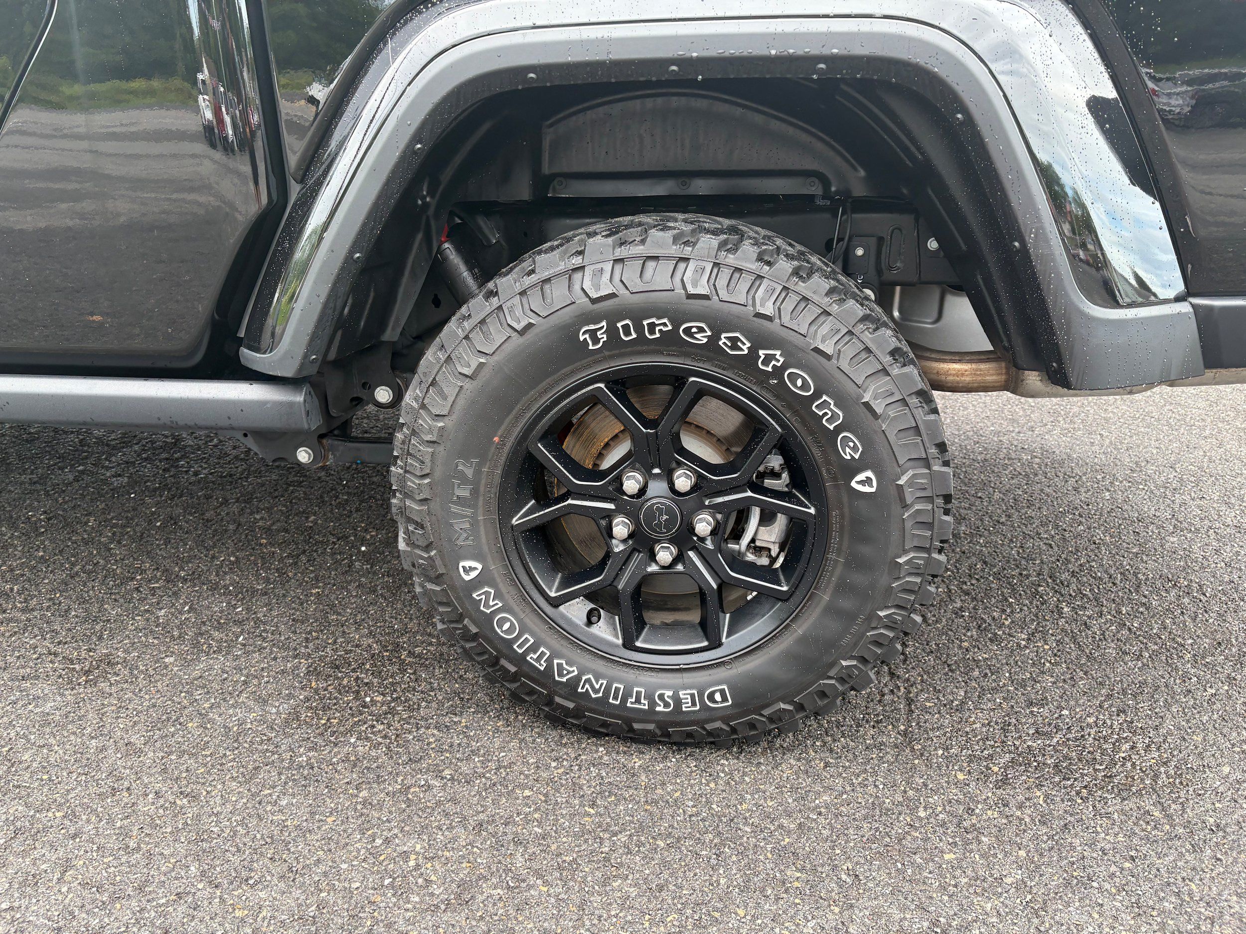 Certified 2025 Jeep Gladiator Sport AWD/4WD image 10