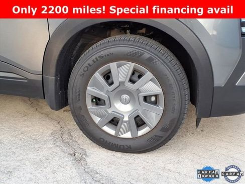 Certified 2025 Nissan Kicks S image 10