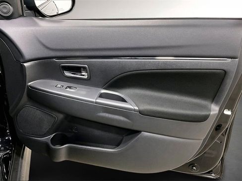 Used 2024 Mitsubishi Outlander Sport LE image 27