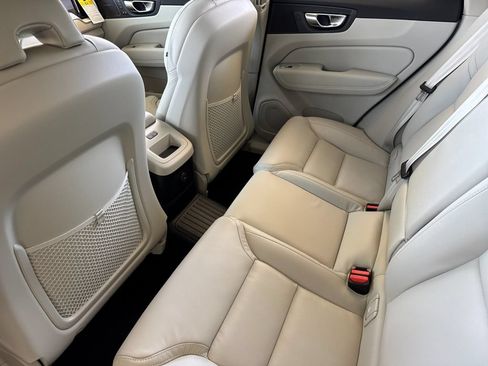 New 2026 Volvo XC60 T8 Ultra w/ Protection Package Premier AWD/4WD image 11