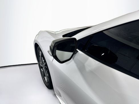 Used 2022 Chevrolet Corvette Stingray Premium Cpe w/ Z51 Performance Package RWD image 10