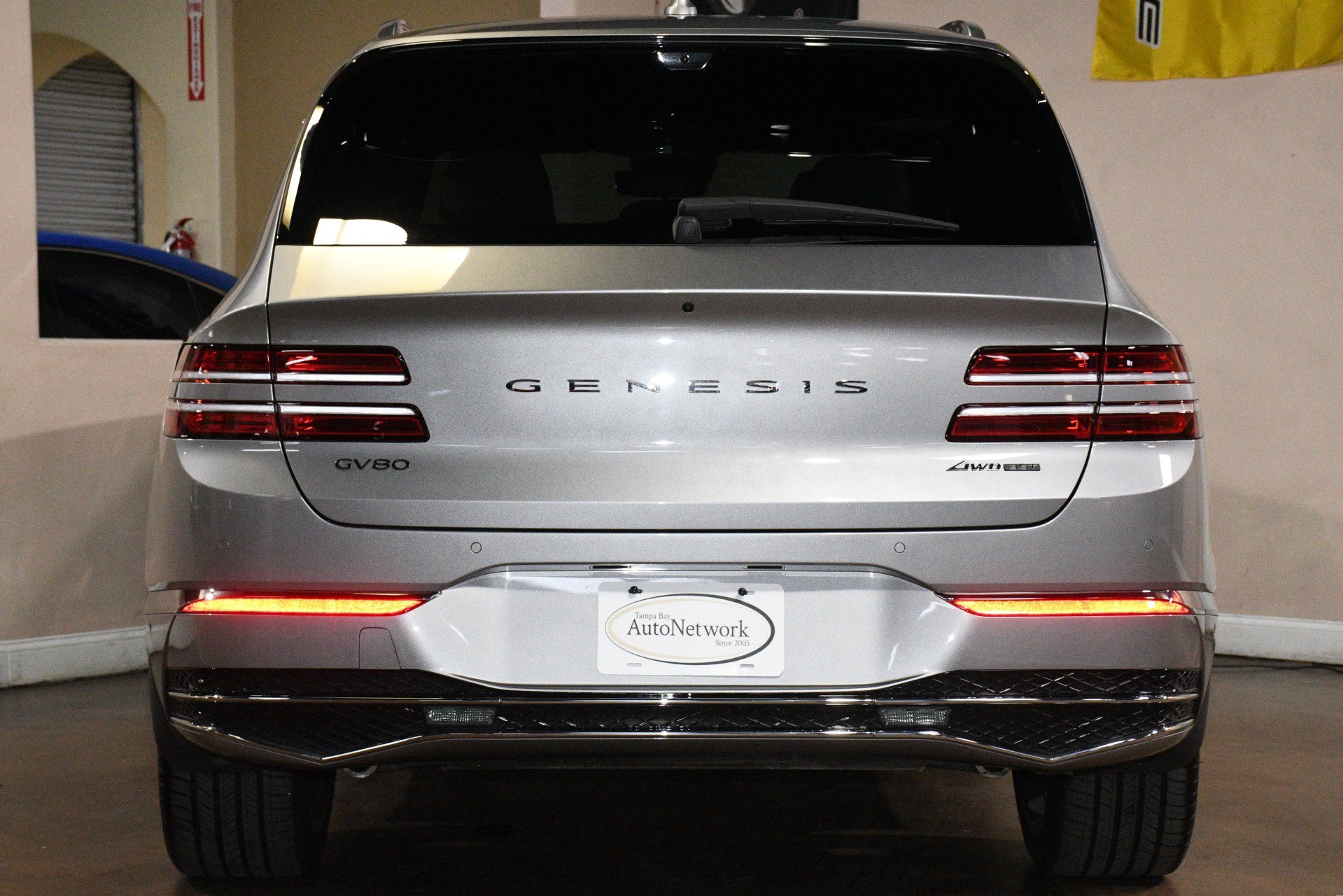 Used 2025 Genesis GV80 3.5T Prestige AWD/4WD image 2
