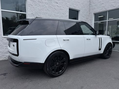 Used 2023 Land Rover Range Rover Autobiography AWD/4WD image 25