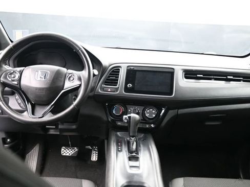 Used 2022 Honda HR-V Sport image 15