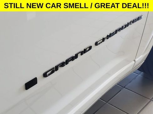 Used 2026 Jeep Grand Cherokee Limited AWD/4WD image 7