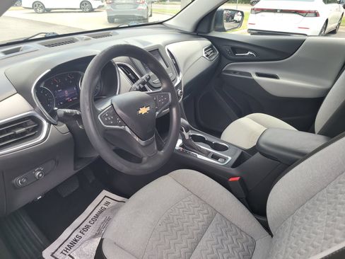 Used 2022 Chevrolet Equinox LT FWD image 10
