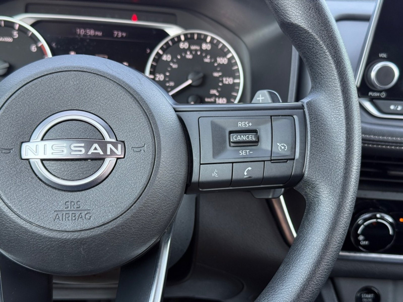Used 2024 Nissan Rogue S AWD/4WD image 20