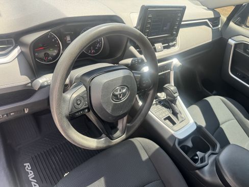 Used 2019 Toyota RAV4 LE w/ All Weather Liner Package AWD/4WD image 12