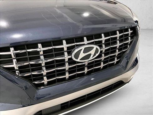 Used 2020 Hyundai Venue FWD image 30