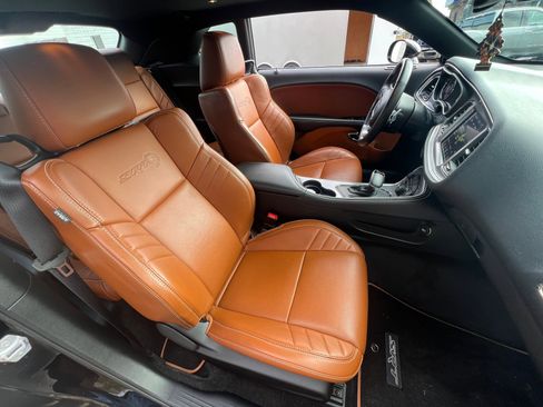 Used 2017 Dodge Challenger SRT Hellcat image 14