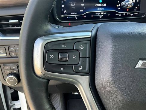 Used 2023 Chevrolet Tahoe Z71 w/ Luxury Package AWD/4WD image 20