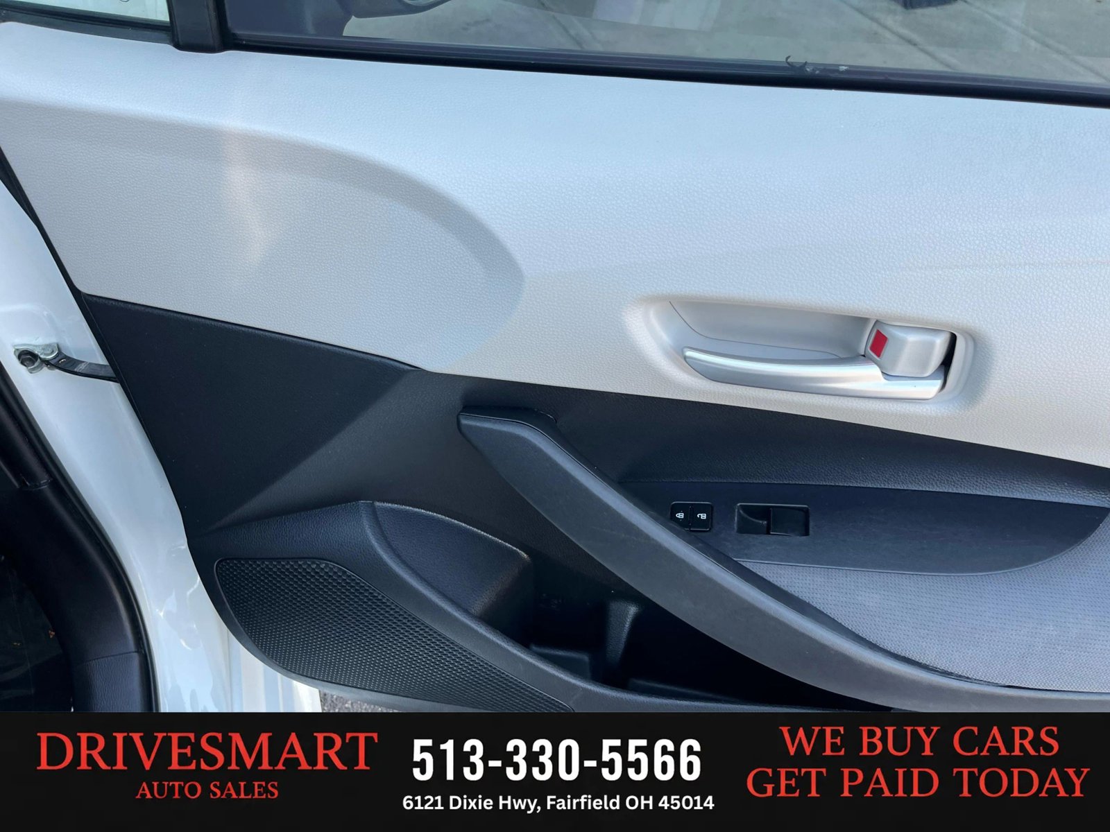 Used 2021 Toyota Corolla LE FWD image 47