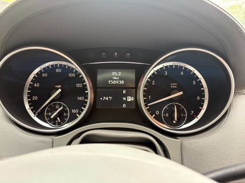 Used 2012 Mercedes-Benz GL 450 4MATIC image 22