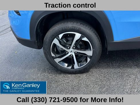 Used 2024 Chevrolet Trax RS w/ Driver Confidence Package FWD image 20