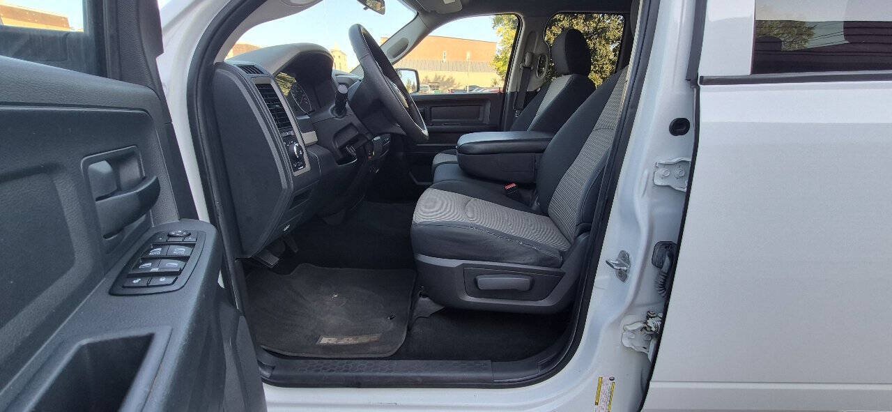 Used 2012 RAM 1500 Express AWD/4WD image 15