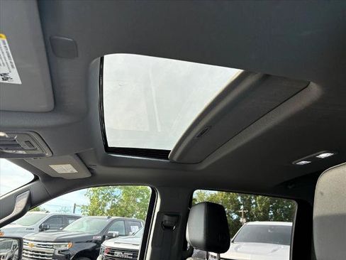 Used 2022 Chevrolet Silverado 1500 RST w/ All Star Edition Plus AWD/4WD image 11