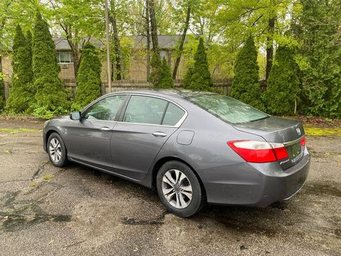 Used 2013 Honda Accord LX image 3