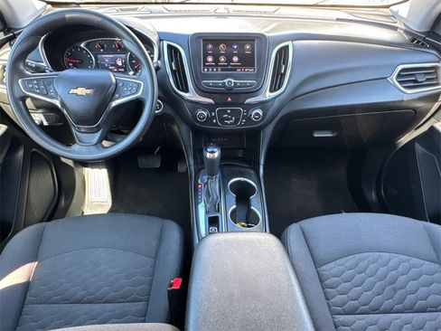 Used 2021 Chevrolet Equinox LT image 19