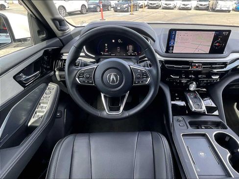 Used 2025 Acura MDX FWD w/ Technology Package image 8