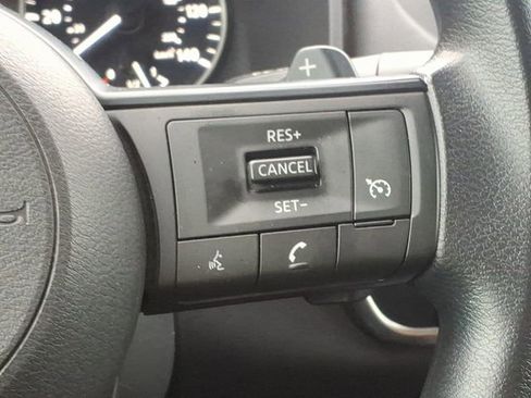 Used 2024 Nissan Rogue S image 16