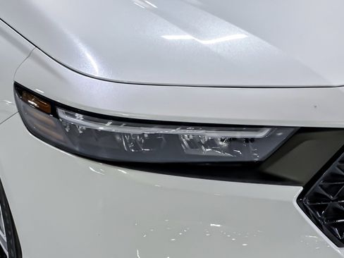 Used 2025 Honda Accord Sport image 10