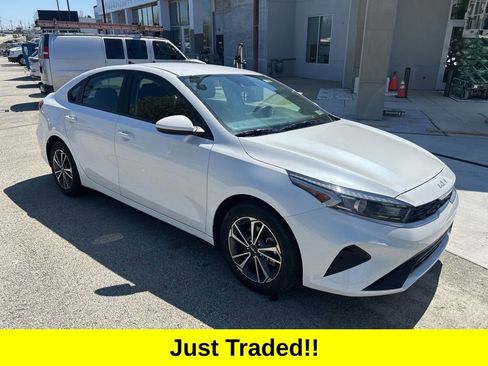 Certified 2024 Kia Forte LXS image 1