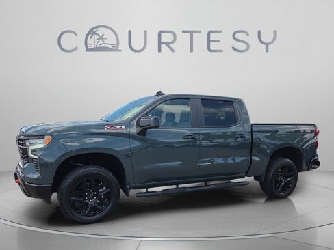 Used 2025 Chevrolet Silverado 1500 LT Trail Boss w/ Convenience Package II AWD/4WD image 1