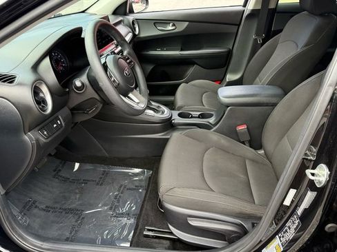 Used 2019 Kia Forte LXS image 4