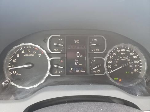 Used 2020 Toyota Tundra Platinum AWD/4WD image 25