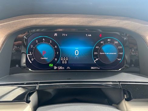 Used 2024 Volkswagen Atlas SE image 21