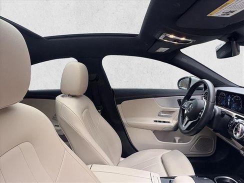 Certified 2022 Mercedes-Benz CLA 250 image 23