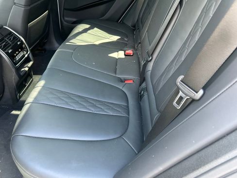 Used 2023 BMW X5 xDrive40i w/ Executive Package AWD/4WD image 11