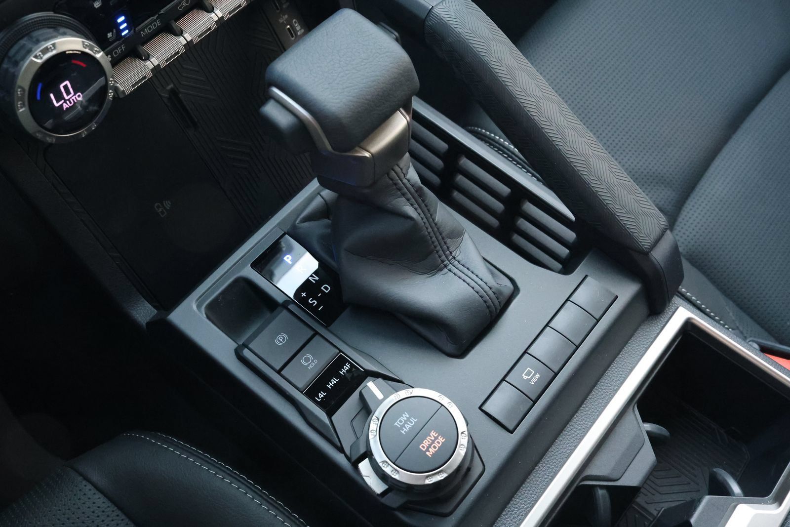 New 2026 Toyota 4Runner Limited AWD/4WD image 25