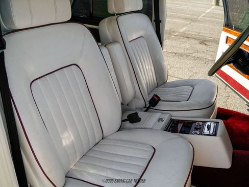 Used 1989 Rolls-Royce Silver Spirit RWD image 33