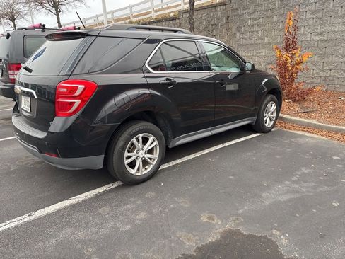 Used 2017 Chevrolet Equinox LT w/ Convenience Package image 3