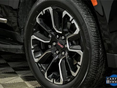 Certified 2023 GMC Yukon SLT image 3