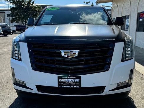Used 2018 Cadillac Escalade Platinum image 12
