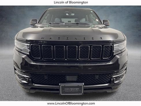 Used 2024 Jeep Wagoneer Series II AWD/4WD image 9