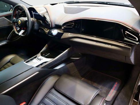 Certified 2025 Ferrari Purosangue AWD/4WD image 19